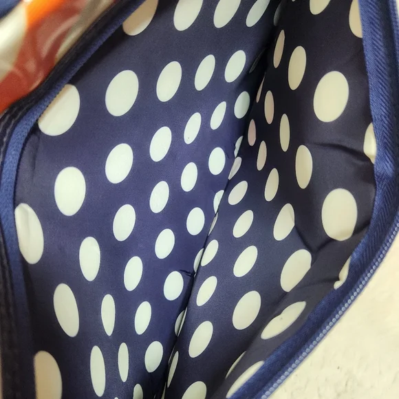 Clear Coated Zip Close Laptop Sleeve - Picture 7 of 8